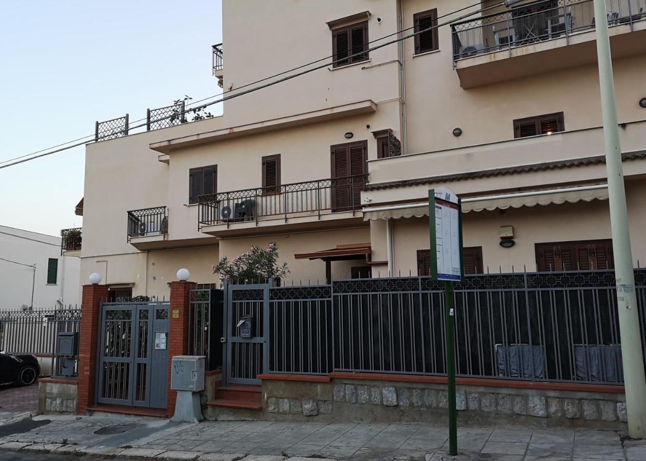 La Casetta Della Musica Mondello Exterior photo